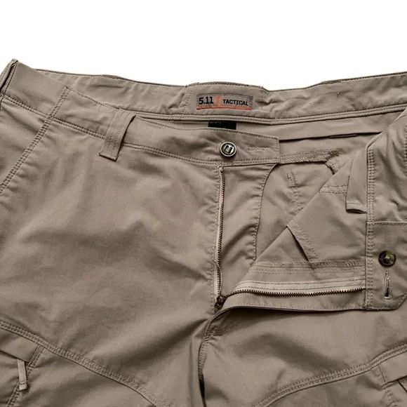 5.11 Tactical Apex Shorts Mens Size 42 11" Inseam Zip Pockets Stretch Beige - Picture 3 of 6